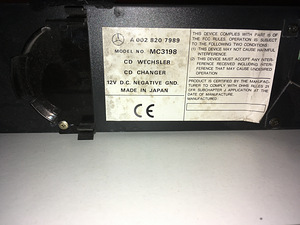 Mercedes-Benz CD Changer Amplifier Amp Bose (6 foto / 8)