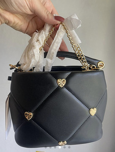 Love Moschino käekott (3 foto / 5)