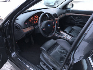BMW 530D 142KW FACELIFT (5 foto / 11)
