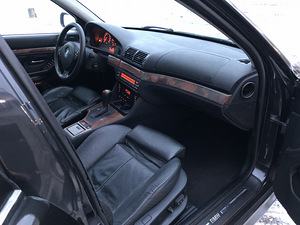 BMW 530D 142KW FACELIFT (6 foto / 11)