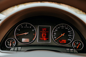 Audi A4 1.8T 120kw (13 foto / 15)