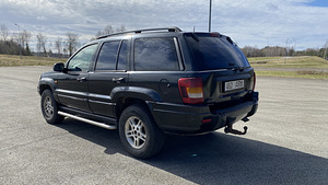 M/V Jeep Grand Cherokee 2.7CRD (7 foto / 10)