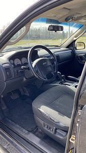 M/V Jeep Grand Cherokee 2.7CRD (9 foto / 10)