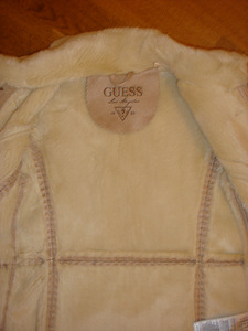 Пальто Guess, размер 3 л. (3 фото из 3)