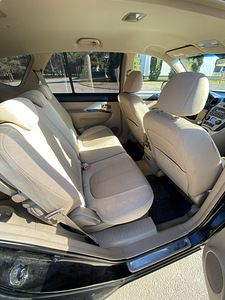 Kia Carens 2.0 (103kw) 2007 diesel manual (7 foto / 10)