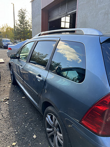 Peugeot 307sw varuosadeks / varuosadeks / varuosadeks / varuosadeks (3 foto / 4)