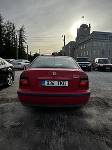 Skoda octavia 1.9 66kw 2000 (3 foto / 6)