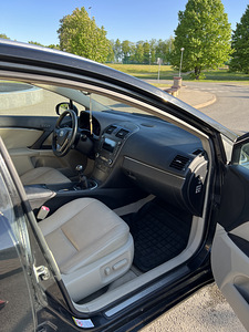 Toyota Avensis 2.0 93KV (6 foto / 7)