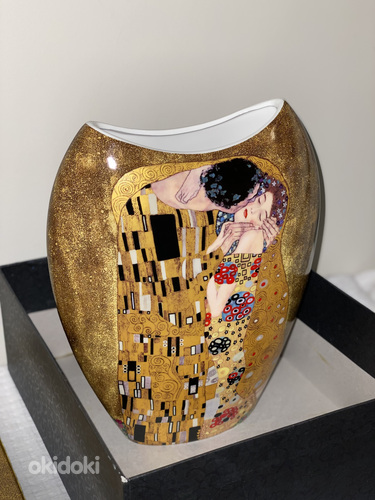 Фарфоровая ваза - GUSTAV KLIMT «kisses”, 24k gold. (фото #2)
