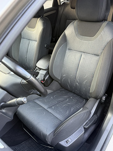 Cotroen C4 1.6 VTi 88kW (12 foto / 15)