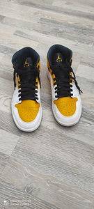 Panen müüki Nike Air Jordani meeste tossud (1 foto / 4)