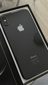 iPhone XS Max (3 фото из 3)