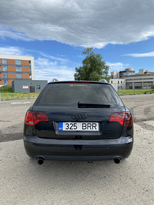AUDI A4B7 3.0 150kw quattro atm 2005a (3 foto / 13)