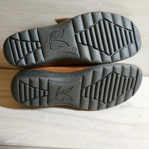 Кожаные качественные закрытые туфли от Caprice 39- 40 р кожа (фото #6)