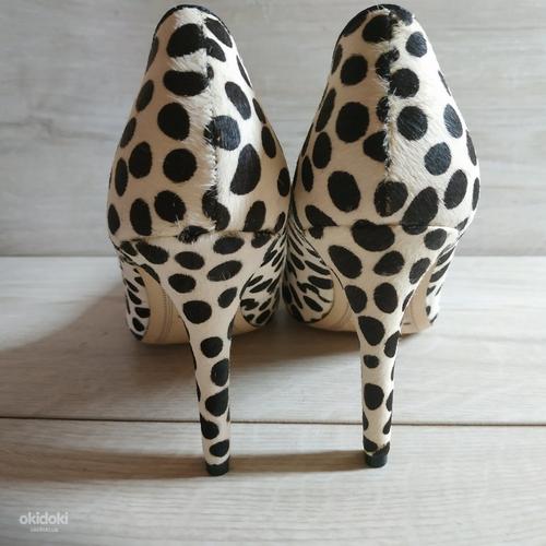 Красивые и стильные кожаные туфельки от Bata 37 р (фото #2)