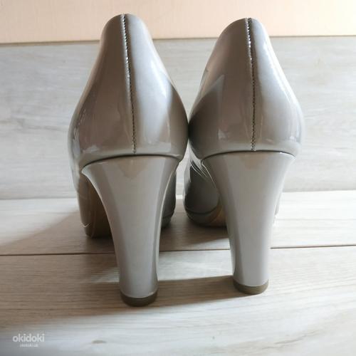 Кожаные женские новые туфли от Peter Kaiser 38 р кожа везде (фото #5)