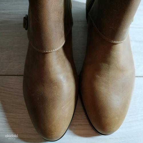 Шкіряні, стильні добротні чоботи Італія від Veni Vidi 37 р- (фото #2)
