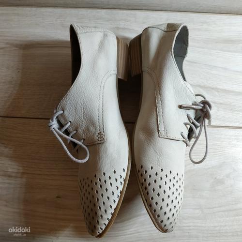 Стильні шкіряні фірмові жіночі туфлі від Tamaris 39 р (фото #4)
