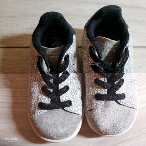 Кожаные фирменные кроссовки для малыша от Adidas - 20 р (фото #3)