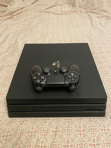 PlayStation 4 pro (1 фото из 2)