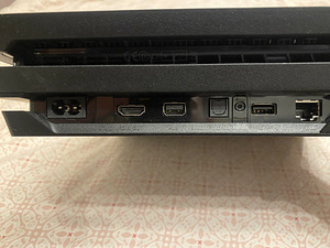 PlayStation 4 pro (2 фото из 2)
