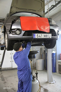 Vajalik automehaanik (2 foto / 2)