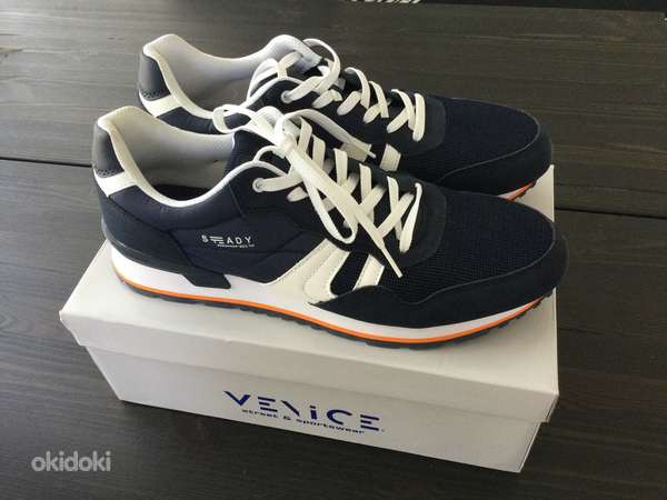 Beautiful and Comfy Sneakers Size 46 Color Blue Leather