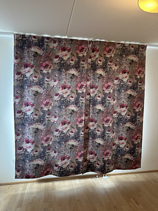 Kardinad. Kaks paneeli 240 x 135 (2 foto / 2)