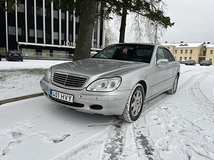 Мерседес-Бенц S320 (1 фото из 6)