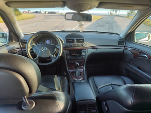 Продам MERCEDES-BENZ E 220 CDI T (2 фото из 9)