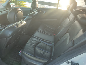 Продам MERCEDES-BENZ E 220 CDI T (4 фото из 9)