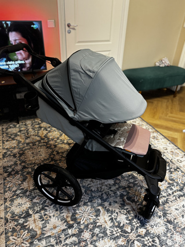 Thule Urban Glide 4-wheel+ lisad