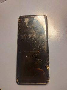 Самсунг s8 (2 фото из 3)