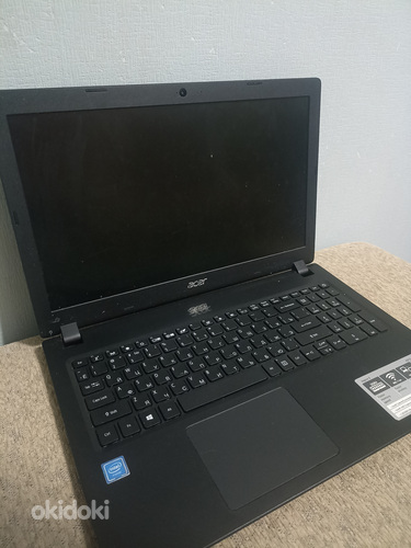 Ноутбук Acer Aspire 3 A315-32-C034 (фото #1)