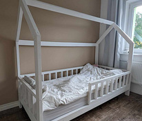 Детская кровать-домик 90x200