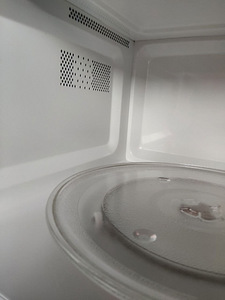 Müüa mikrolaineahi DeLonghi (6 foto / 10)
