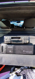Sony audio car + changer (1 foto / 4)