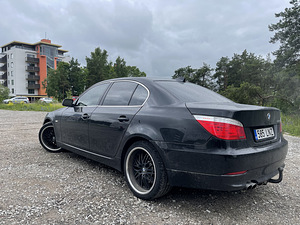 BMW 528i Facelif Black (3 фото из 10)