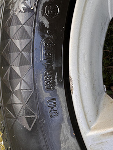 ДИСКИ + ЗИМНИЕ ШИНЫ 5x114,3 225/60 R17 (1 фото из 9)