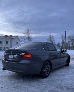 БМВ 330d 170кВт (2 фото из 5)