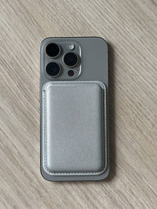 iPhone Wallet with MagSafe, Silver (3 foto / 4)