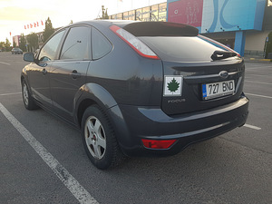Ford Focus 2008.автомат.газ (3 фото из 6)