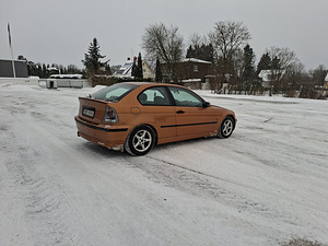 BMW 316ti Compact 85kw (3 foto / 5)