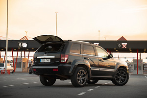 Grand cherokee wk1 (2 foto / 14)