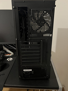Корпус AeroCool для игр + блок питания MSI 650W (гарантия) (2 фото из 6)