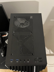 Корпус AeroCool для игр + блок питания MSI 650W (гарантия) (3 фото из 6)