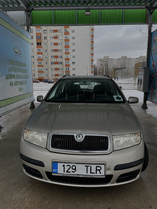 Продам SKODA FABIA 2004 (1 фото из 12)