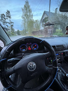 Passat 1,6 bens (2 foto / 9)