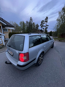 Passat 1,6 bens (6 foto / 9)
