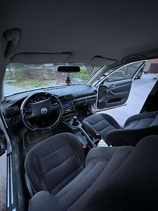 Passat 1,6 bens (9 foto / 9)